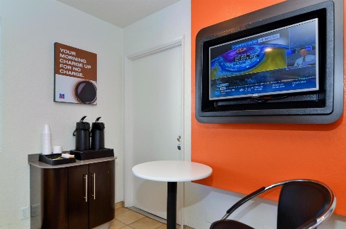 Motel 6 Big Bear image 1