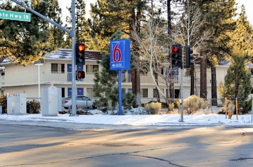 Motel 6 Big Bear image 10