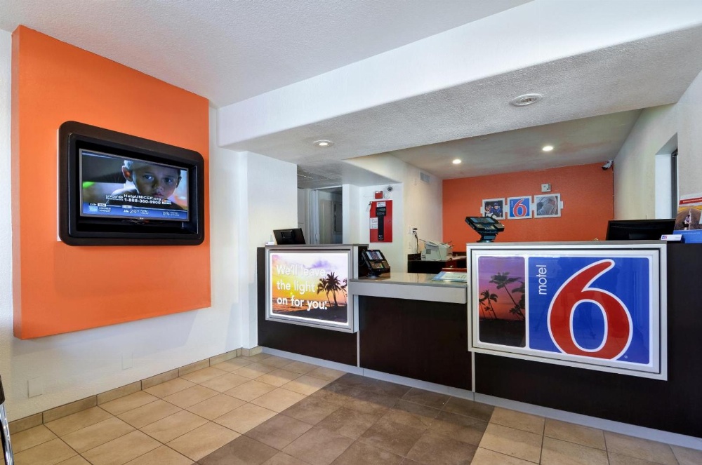 Motel 6 Big Bear Main image