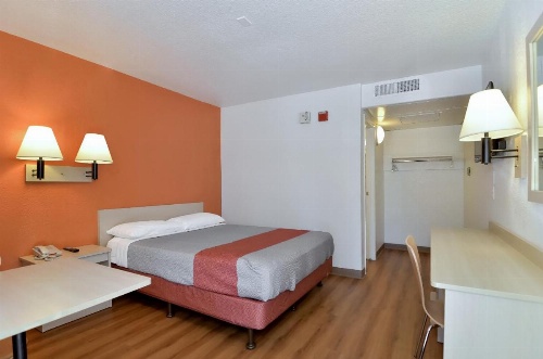 Motel 6 Big Bear image 24