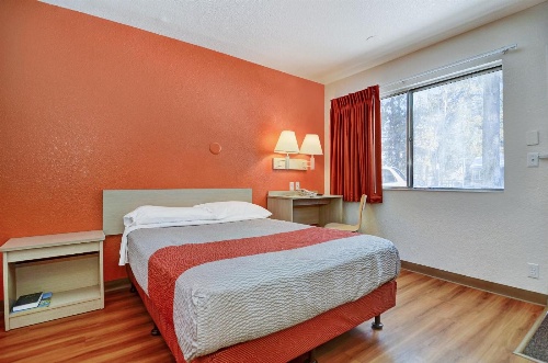Motel 6 Big Bear image 4